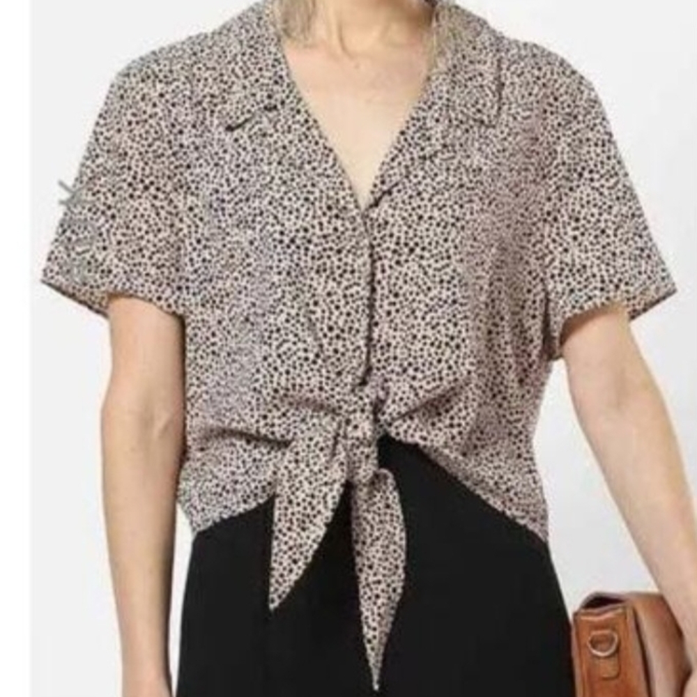 Cheetah animal print Tie-Front Top